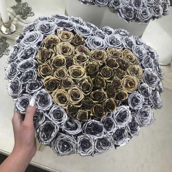 Серебряные розы с сердцем от 51 шт.