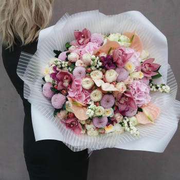 Букет "Жемчужина любви" - 71 шт.