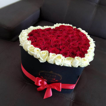 101 красная роза с окантовкой - сердце 101 красная роза с окантовкой - сердце