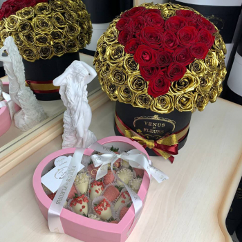 101 золотая роза с сердцем - шар 101 золотая роза с сердцем - шар