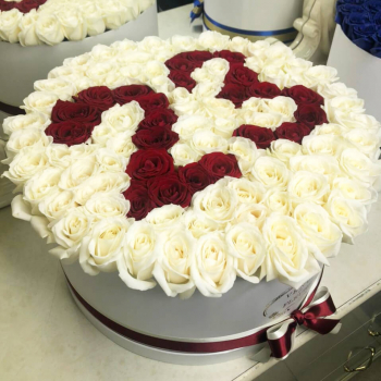 101 белая роза с датой