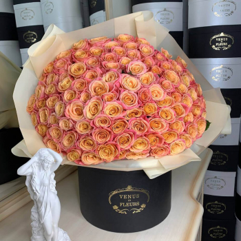 101 оранжевая роза в букете 101 оранжевая роза в букете