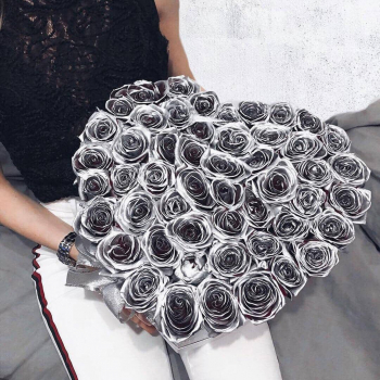 51 серебряная роза - сердце