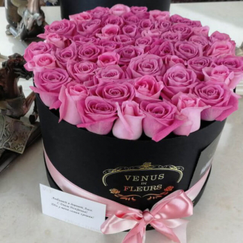 Розовый микс в коробке - 55 шт.