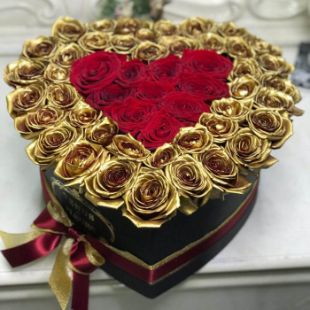 51 красная роза с двойной окантовкой 51 красная роза с двойной окантовкой