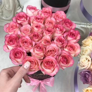 25 роз "Джумилия" в коробке