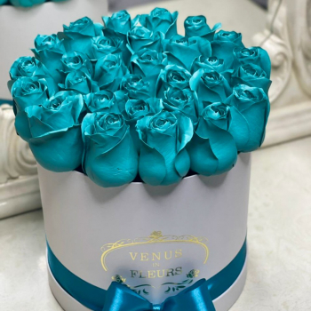 25 бирюзовых роз в коробке