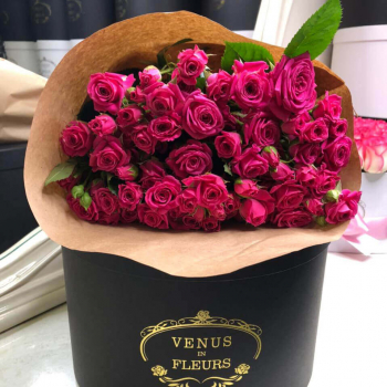 15 розовых кустовых роз в букете 15 розовых кустовых роз в букете