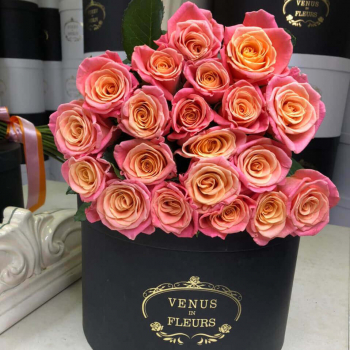 15 оранжевых роз в букете