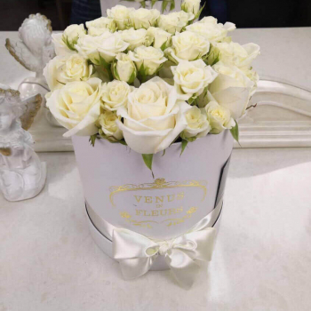 25 чайных роз