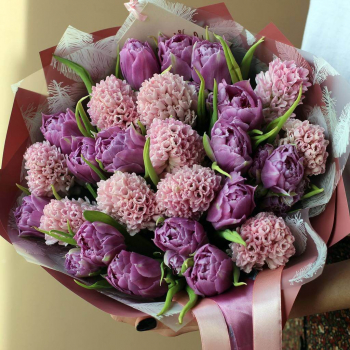 Гиацинты с тюльпанами - 29 шт. Гиацинты с тюльпанами - 29 шт.