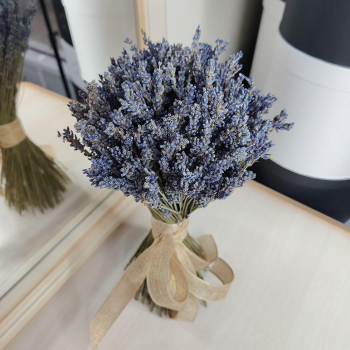 Лаванда в букете - 101 шт. Лаванда в букете - 101 шт.