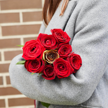 11 красных роз в букете 11 красных роз в букете