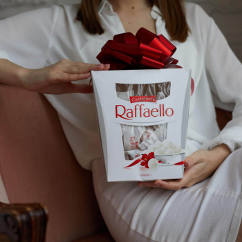 Набор конфет Raffaello Grand Набор конфет Raffaello Grand