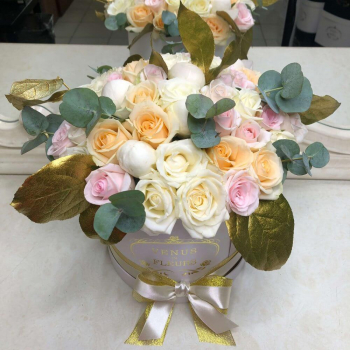 Очаровательный букет - 29 шт.