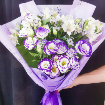 Альстромерия с эустомой - 19 шт.