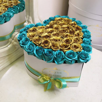 41 золотая роза с бирюзовой окантовкой