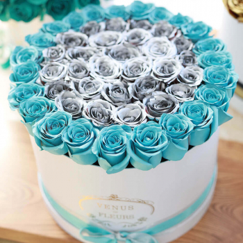 41 серебряная роза с голубой окантовкой 41 серебряная роза с голубой окантовкой