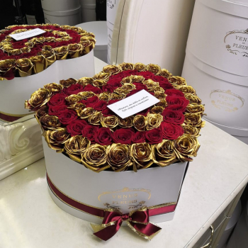 81 красно-золотая роза - сердце