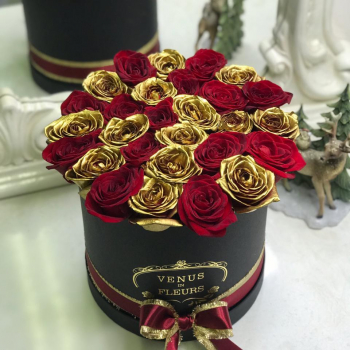 Красно-золотые розы в коробке от 9 шт. Красно-золотые розы в коробке от 9 шт.