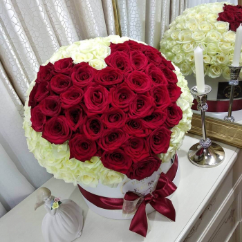 Белые с сердцем (шар) - 151 шт. Белые с сердцем (шар) - 151 шт.