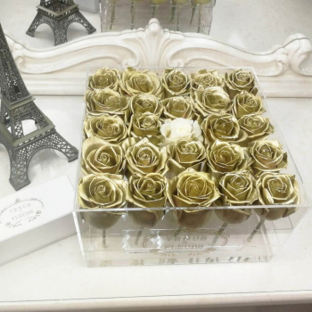 Золотые розы в кубе - 25 шт. Золотые розы в кубе - 25 шт.