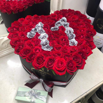 Красные с датой (сердце) - 101 шт.