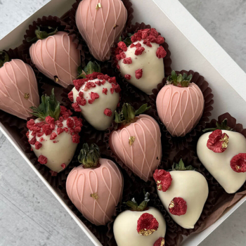 Клубника в шоколаде - Розовый жемчуг Клубника в шоколаде - Розовый жемчуг