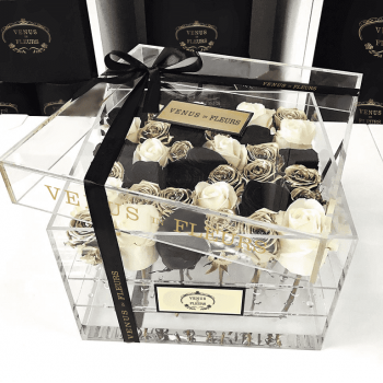 Черно-золотые розы в кубе - 25 шт. Черно-золотые розы в кубе - 25 шт.