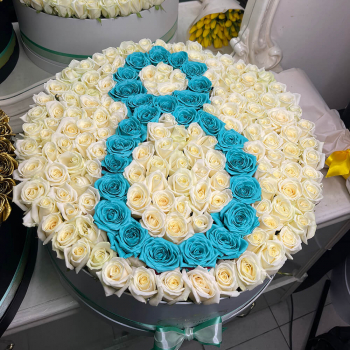 Белые розы с датой - 201 шт.