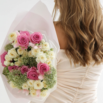 Авторский букет №18 - 25 шт. Авторский букет №18 - 25 шт.