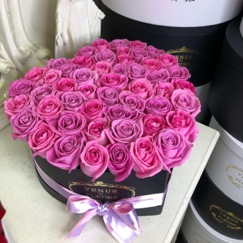 Розовые розы в сердце от 41 шт. Розовые розы в сердце от 41 шт.