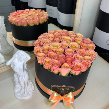 41 оранжевая роза в букете 41 оранжевая роза в букете