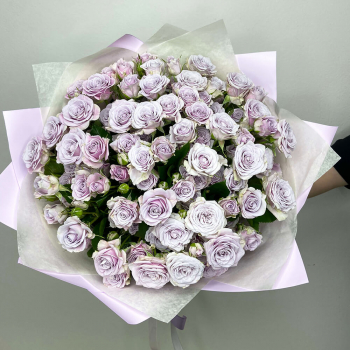 19 лавандовых кустовых роз 19 лавандовых кустовых роз